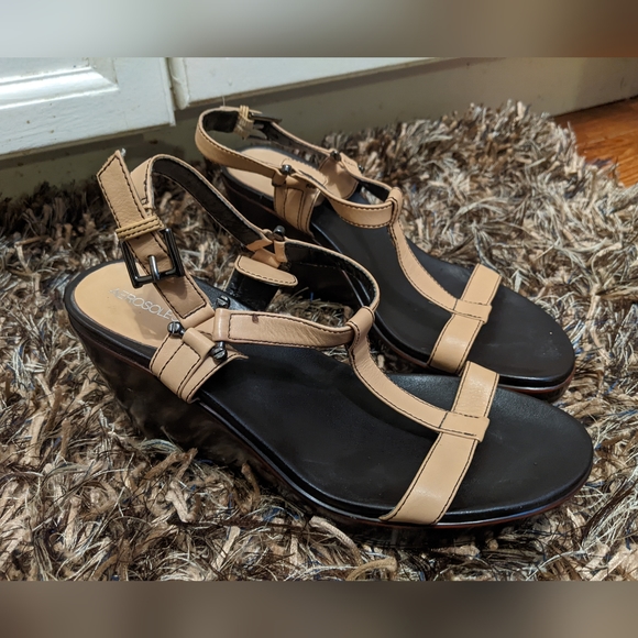 00's Aerosoles platform heels - Picture 5 of 6